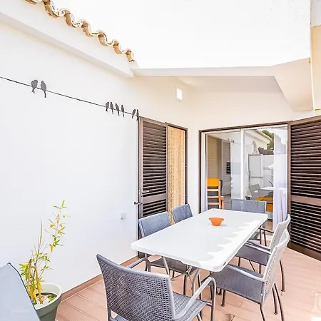 Barracuda Apartment *
